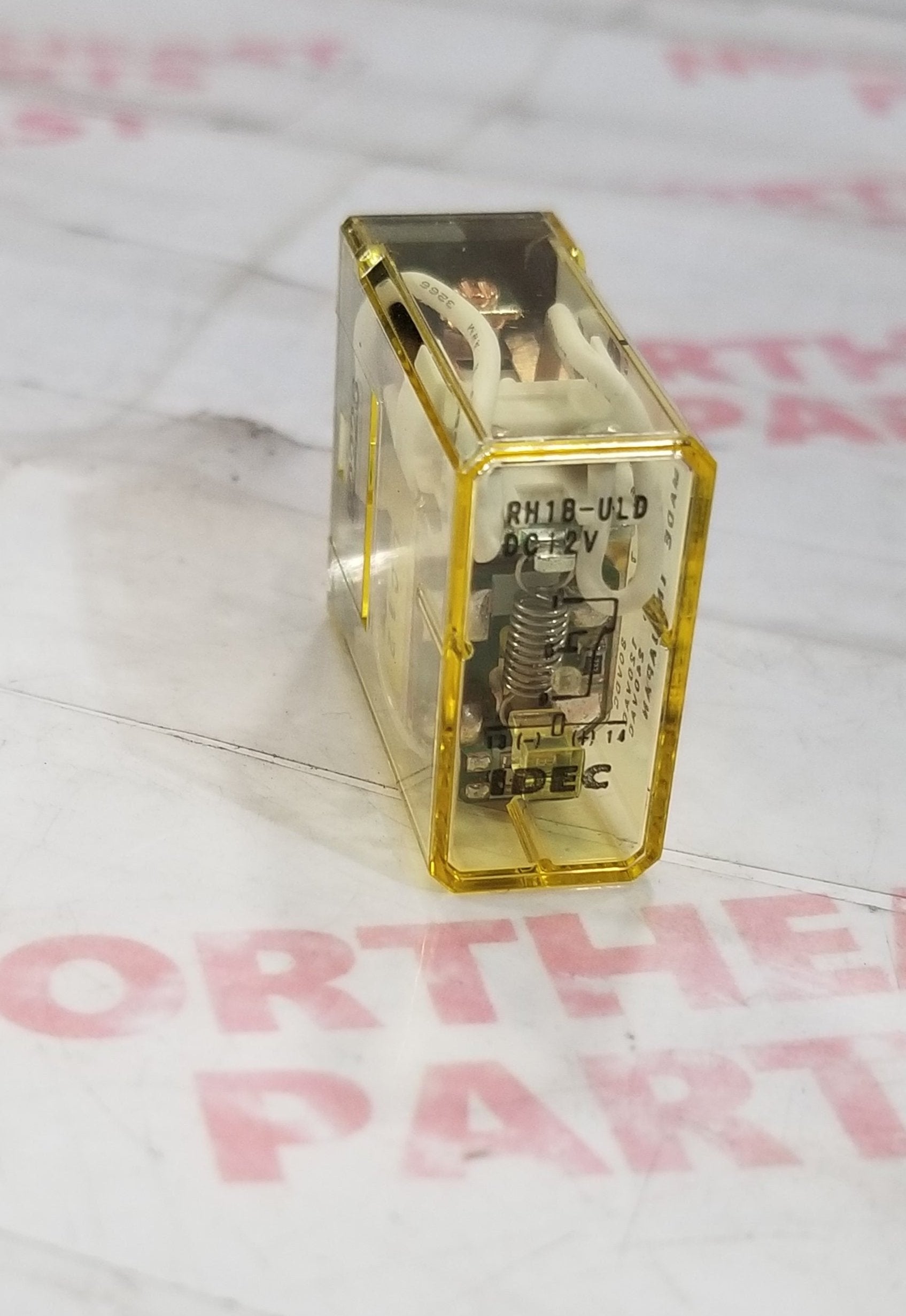 IDEC  RH1B-ULD-DC12V
